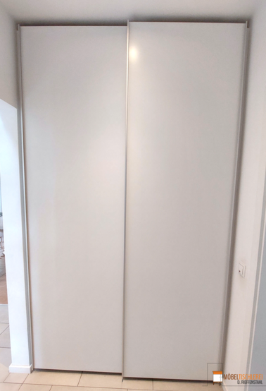 Flurmöbel | Nischenschrank mit Schiebetüren